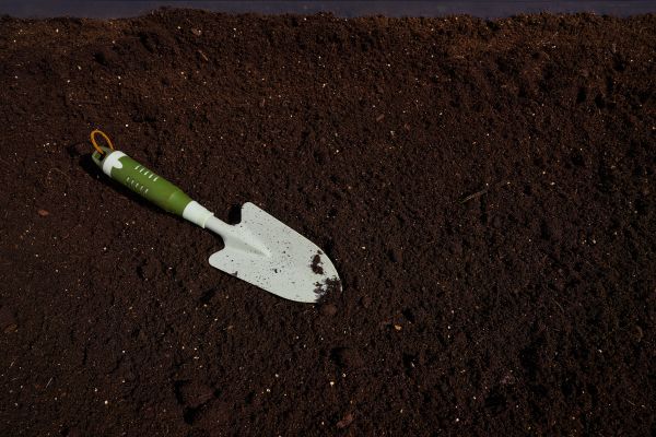 Rich Soil Delivery in Orange
